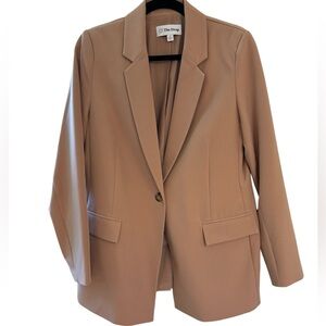 The Drop Khaki blazer.